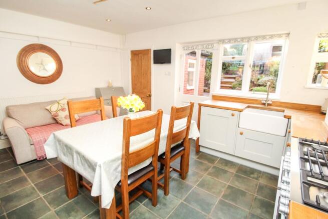 Kitchen/Dining Room