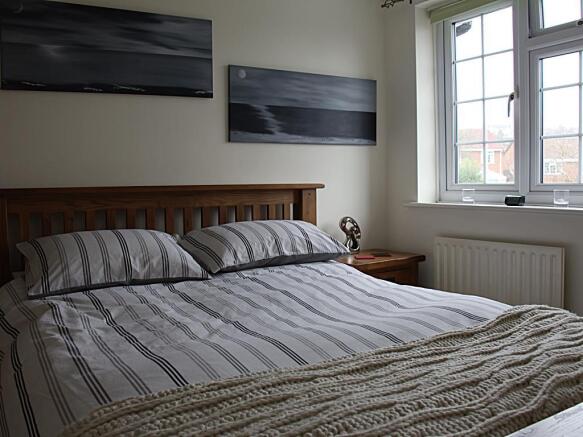 Bedroom 1 (Double)