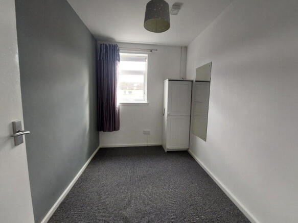 3 bed Terraced to rent Image 11