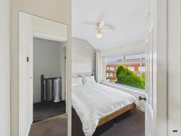 3 bed House for sale Image 11
