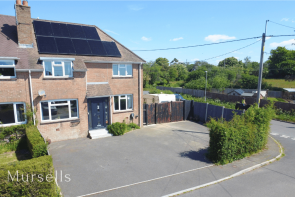 2, Foxhills Crescent, Poole BH16 6BE