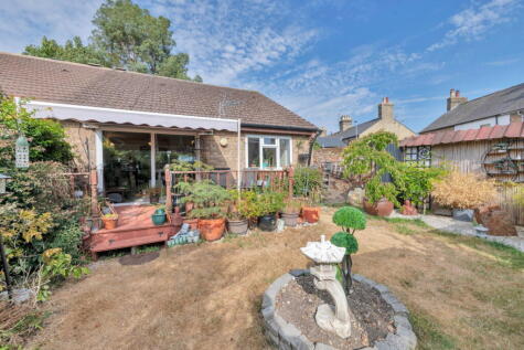 Grove Court, Godmanchester, Huntingdon, PE29 2BD