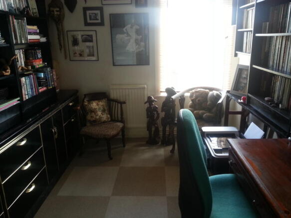 Photo 9