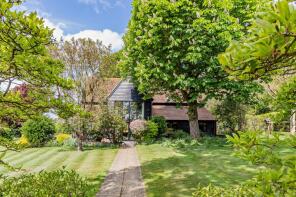 Brick Kiln Barn, Lower Street, Higham CO7 6JZ