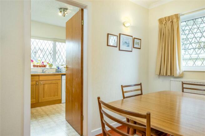 Lounge & Dining Room