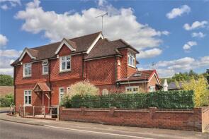 1, The Old Posthouse, Fox Corner, Guildford GU3 3PP