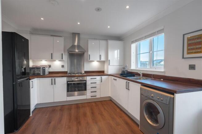 kitchen-1.jpg