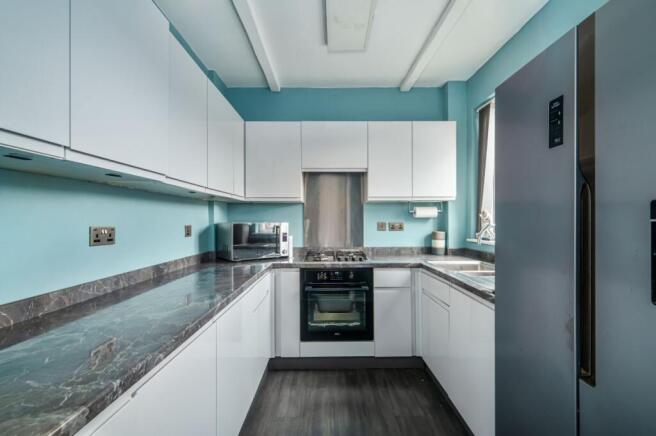 2 bed Terraced for sale Image 10