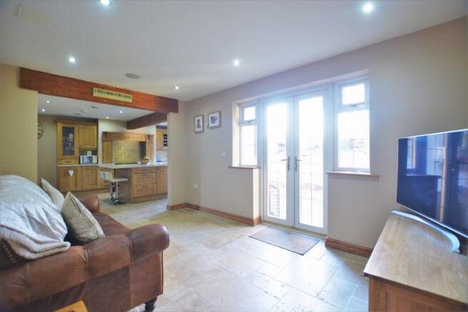 Kitchen/Diner/...