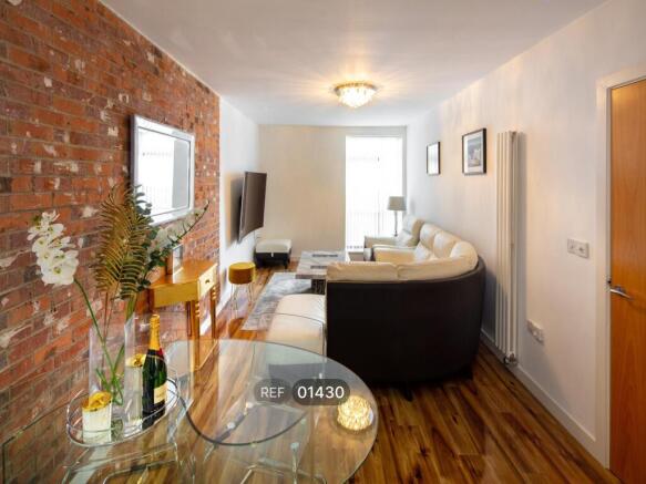 Kitchen/Living area