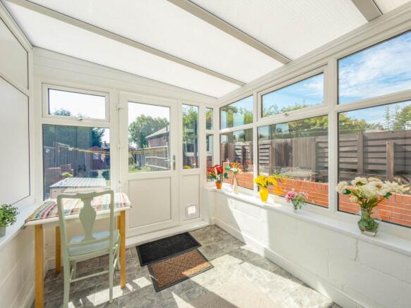 2 bed Town House for sale Image 7