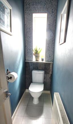2 bed Flat for sale Image 9