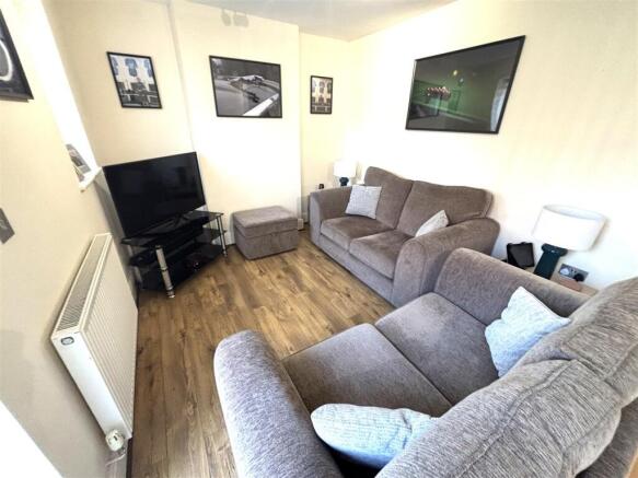Exclusive Ryder Court, Prescot photo 4