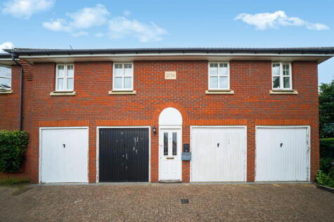 Arlington Green, Mill Hill East, NW7 1GW