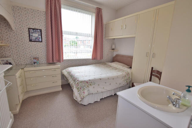 4 bed Detached for sale Image 11