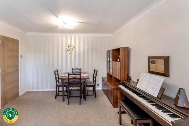 2 bed Bungalow for sale Image 8