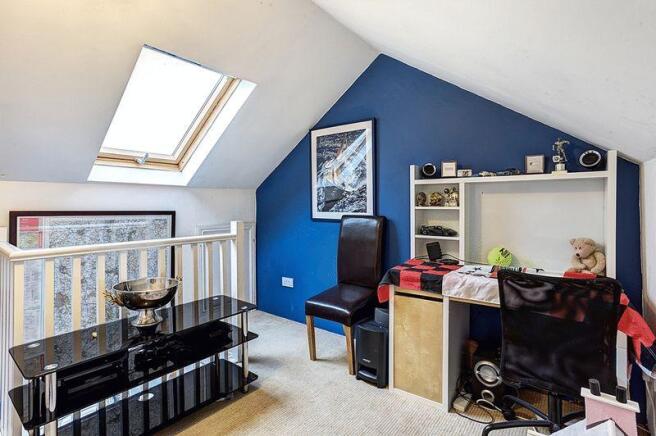 ATTIC ROOM