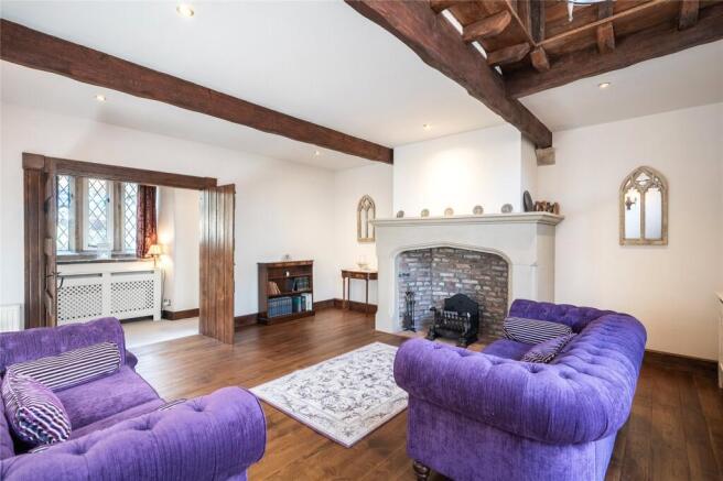 5 bed Detached for sale Image 5