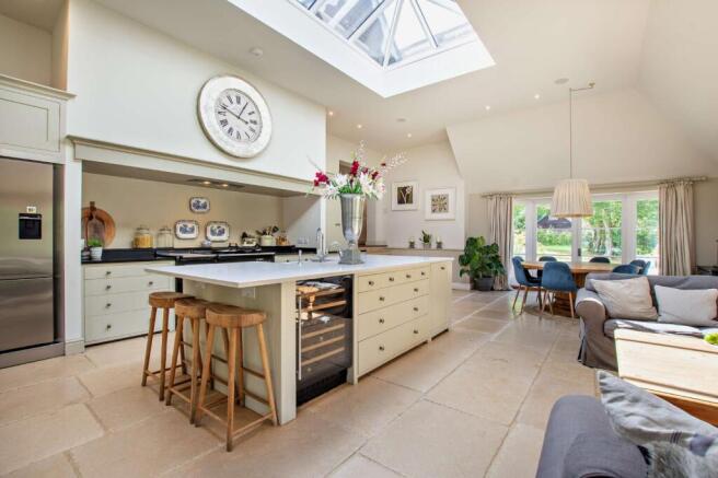 Kitchen/Family