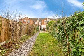 19, Cornhill Road, Nottingham NG4 1GE