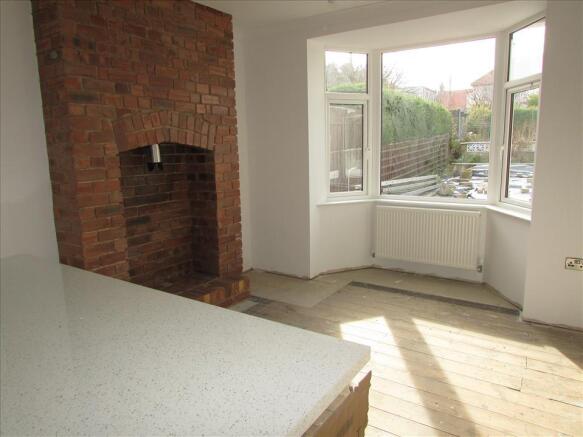 KITCHEN/BREAKFAST ROOM