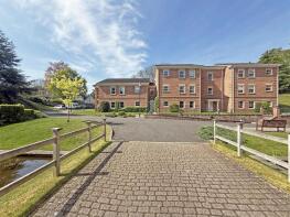 9, Sandringham Court, Shrewsbury SY3 8LL