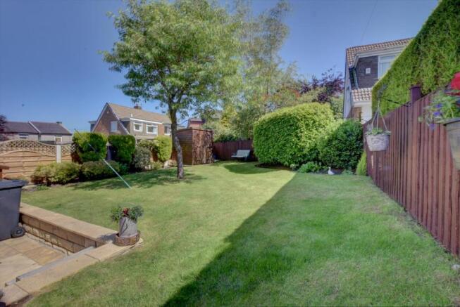 Rear Gdn 2.jpg