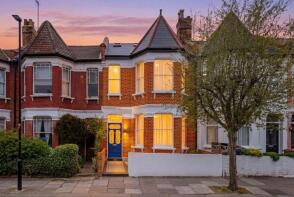 196, Victoria Road, Wood Green, London N22 7XQ
