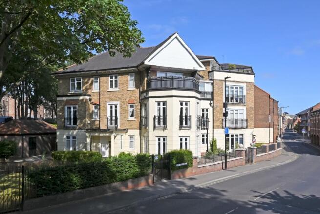 1 bed Flat to rent Image 9