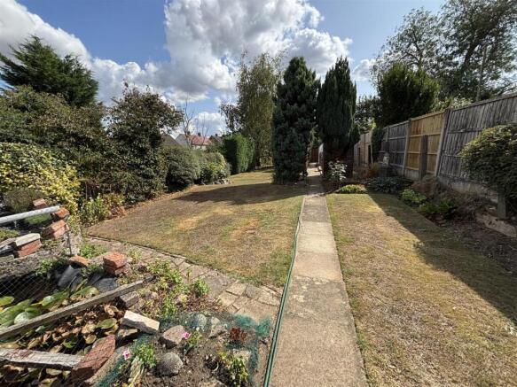Woodfield Road, Rothley, Leicester photo 4