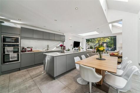 Waynflete Street, SW18