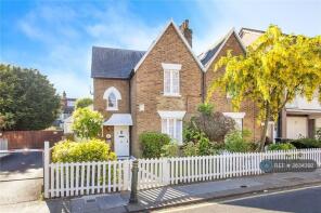 1, Gothic Cottages, Highfield Road, Golders Green, London NW11 9NB