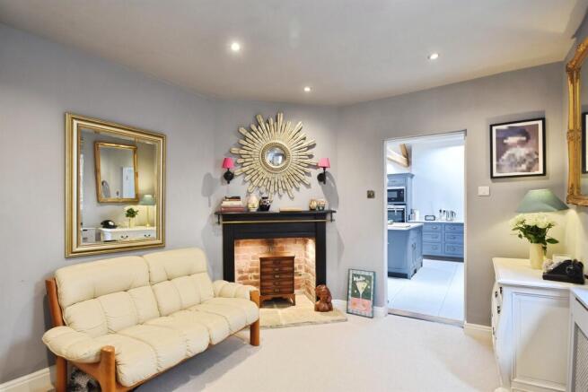 3 bed Detached for sale Image 6
