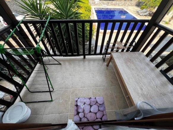 overlooks pool