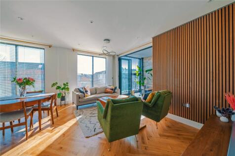 Fairbridge Road, Archway, London, N19