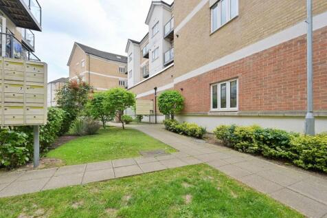 Edridge Court, Watford, WD25