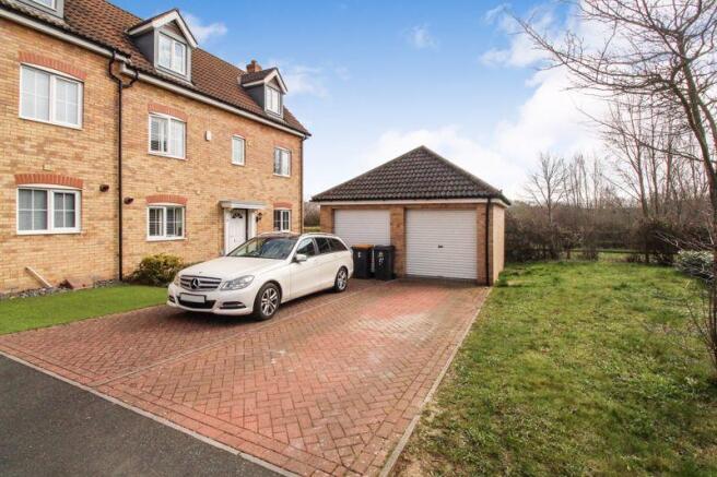 Single Garage ...