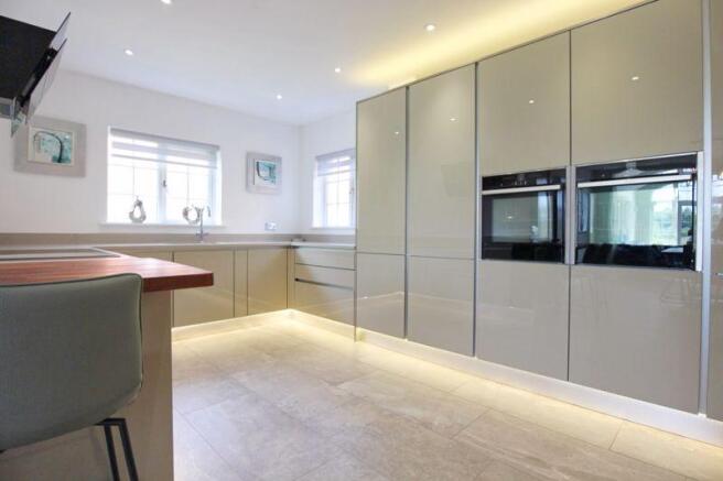 Kitchen/Breakf...