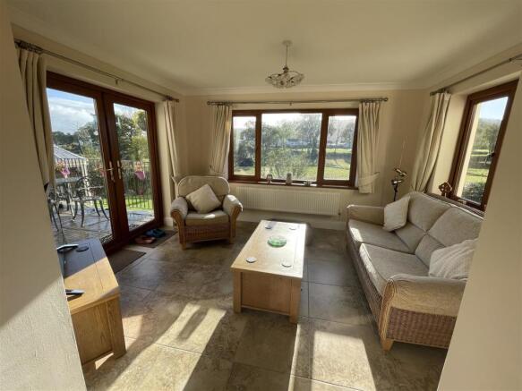SUN ROOM