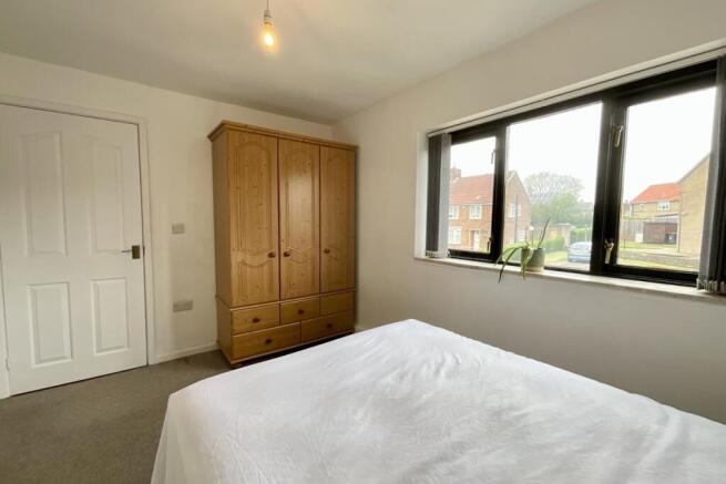 2 bed Semi-Detached for sale Image 12