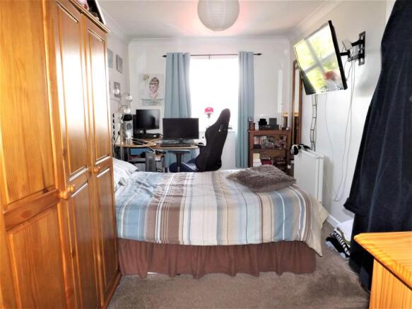 Photo 8