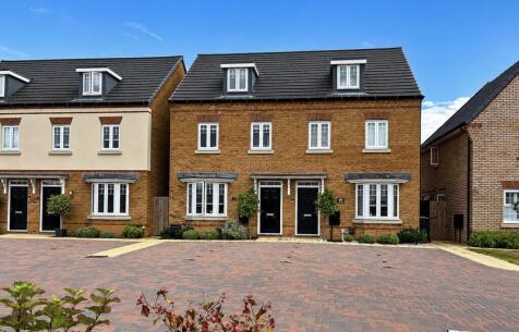 Ouiston Way, Overstone, Northamptonshire NN6