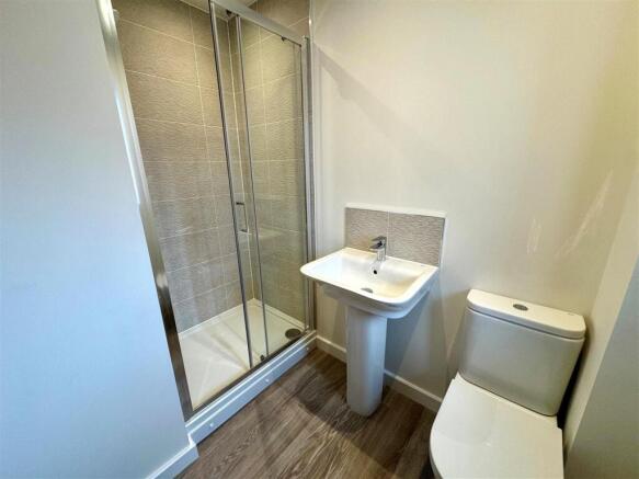 Ensuite.jpg