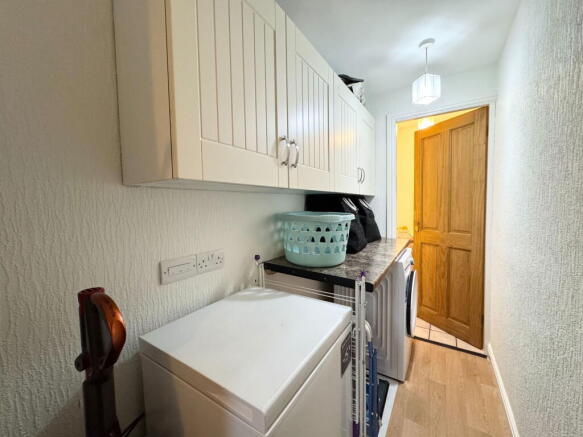 3 bed Terraced for sale Image 6