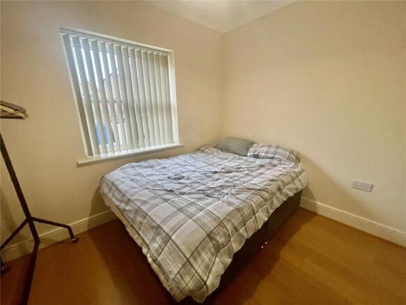 2 bed Apartment for sale Image 8