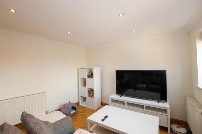 1 bed Apartment for sale Image 9