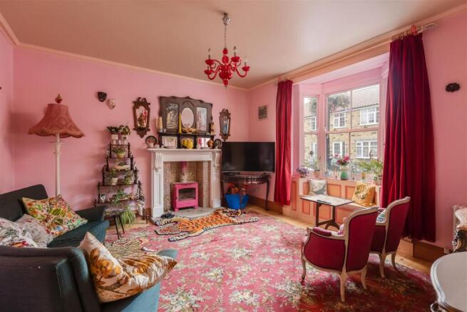 Piercy End 44 Sitting Room-1.jpg