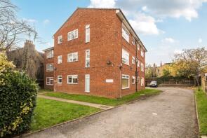 Flat 6, 78 Hyde Court, Elsinore Road, London SE23 2SX