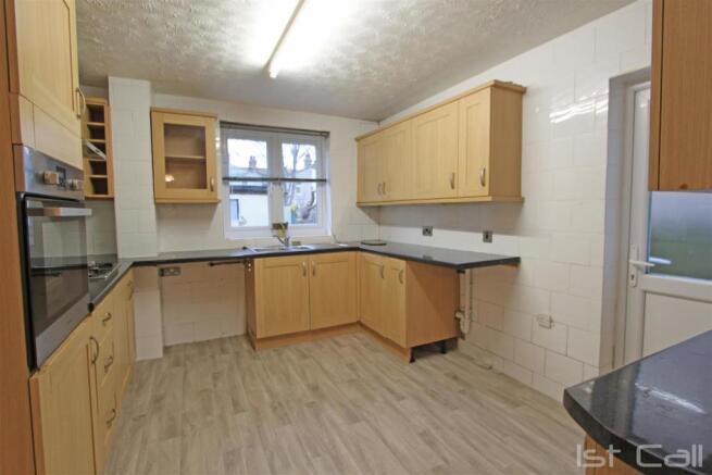kitchen_1.jpg