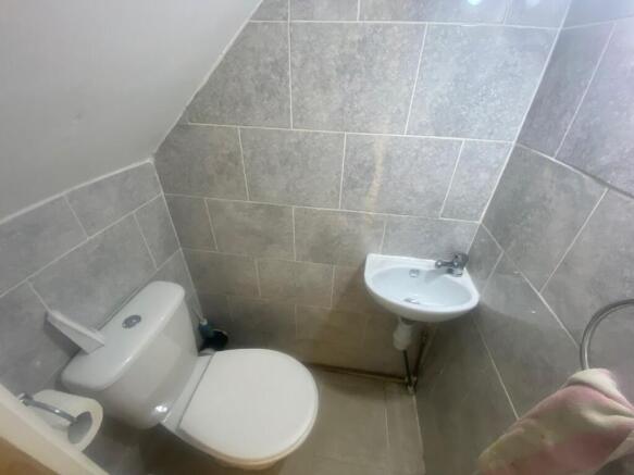 3 bed House to rent Image 10